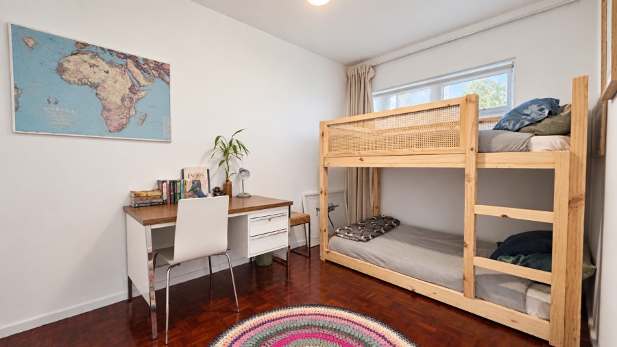 2 Bedroom Property for Sale in Green Point Western Cape